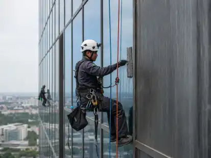 Eksekusi Rope Access