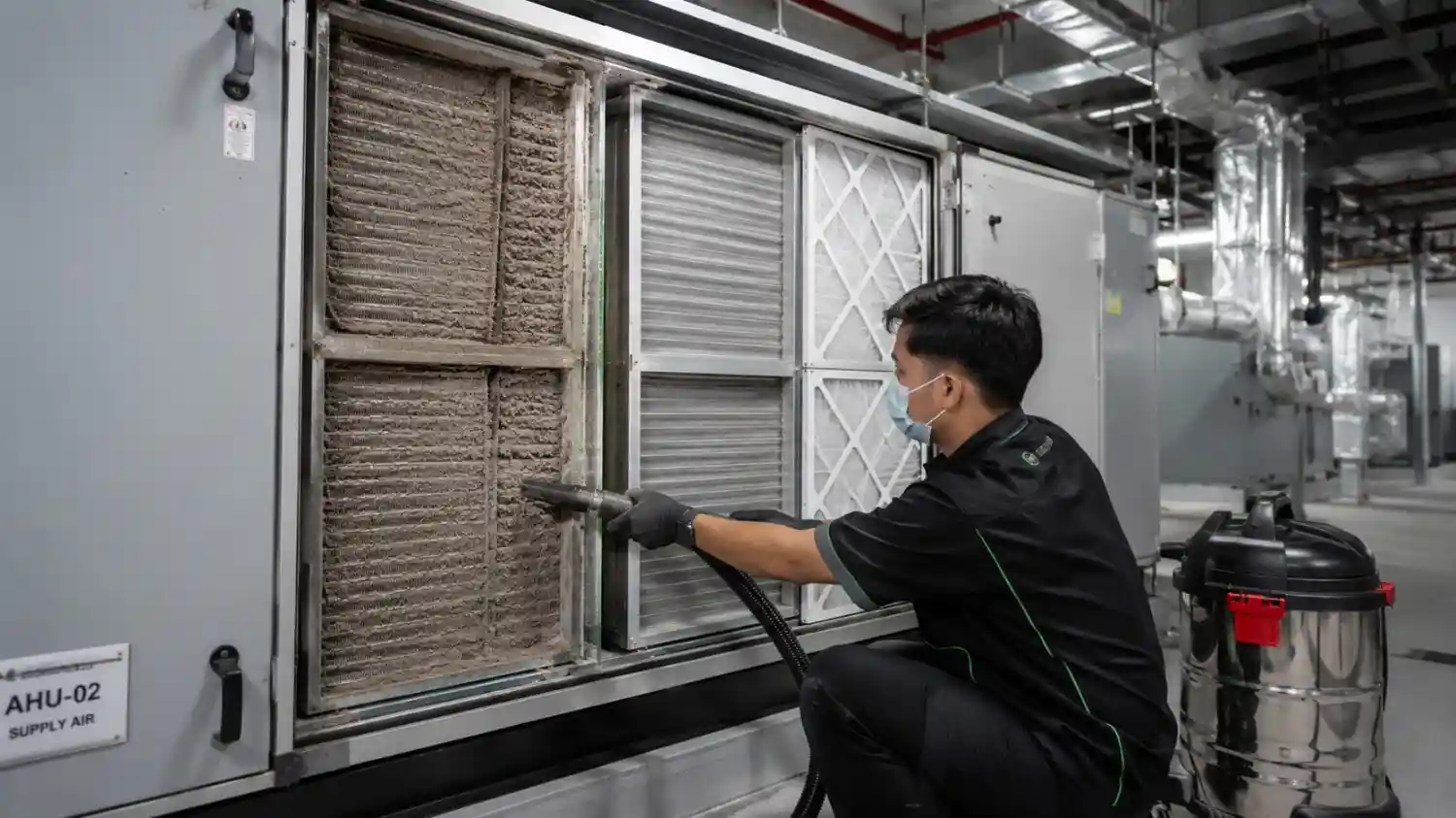Cleaning Ceiling & Partisi